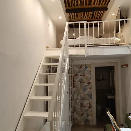 Apartment Wonders House